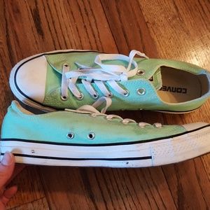 Mint green converse